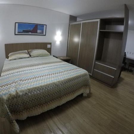 Apart-Hotel Flat Na Melhor Localizacao กัวยาเนีย ภายนอก รูปภาพ